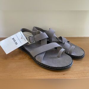 NWT Chaco Womens Gray Wayfarer Loop Sandals Size 7